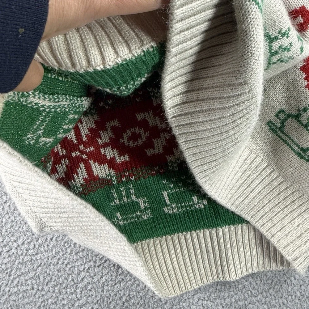 Friends Christmas Sweater ADULT LARGE Pullover Crew‎ Neck Holiday Y2K TV Series